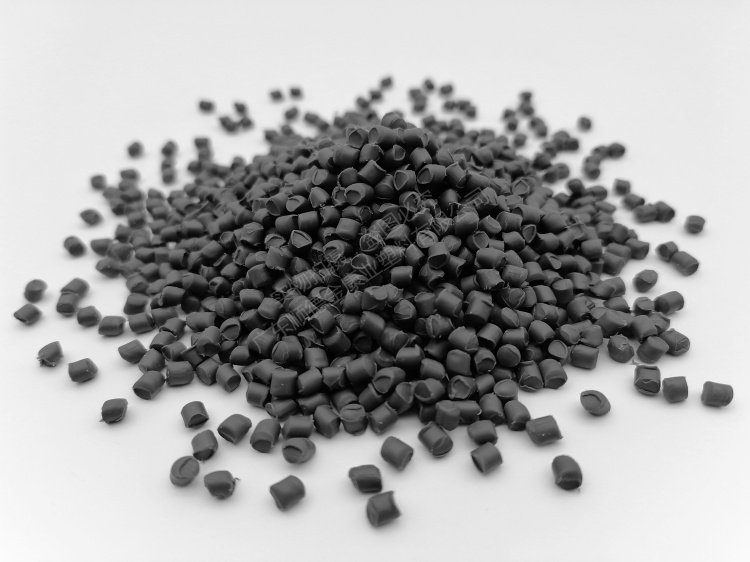 PVC黑色軟料顆粒